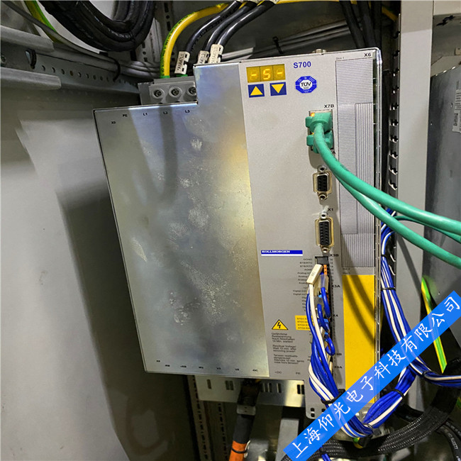 �Ϻ����޿Ơ�Ħ���ŷ����S��S700ϵ��S70602-NANANA�����F30 F31 F32���a����