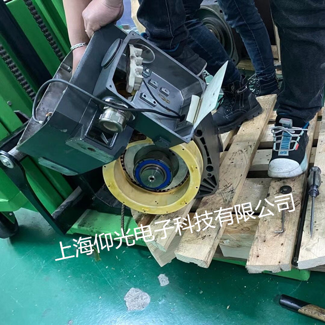 ���T���ŷ�늙C(j��)�S�Гp�ľS��1FK7034-2AK71-1QG0�l(f��)�C�l(f��)������