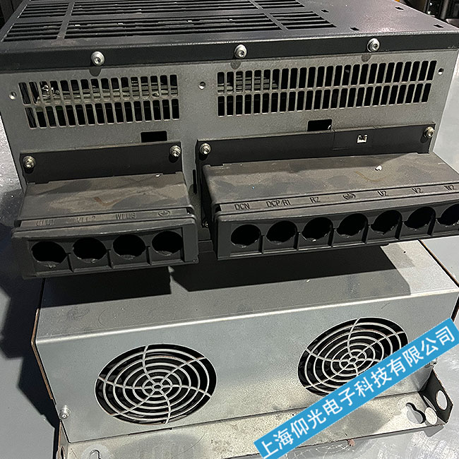 ���T���ŷ��(q��)��(d��ng)��LED���W�q�S����늟o(w��)�@ʾ�S�޷���