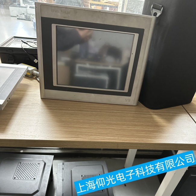 �V��ؐ���R���ؙC(j��)5PC600.SX05-01����o(w��)��ͨӍ���ϾS�޷���(w��)�ᾀ(xi��n)