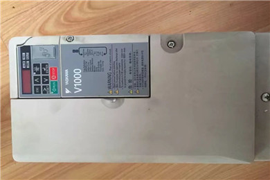 ����׃�l���S��