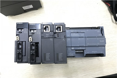 ����Qϵ��PLC�S��